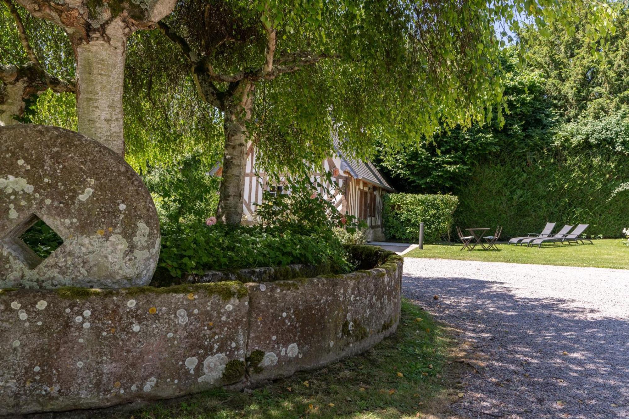 Les Manoirs Des Portes De Deauville - Small Luxury Hotel Of The World Canapville  Eksteriør billede